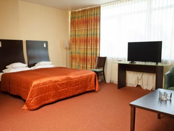 Полулюкс Полулюкс